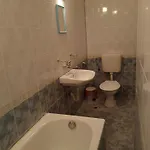 за гости ники