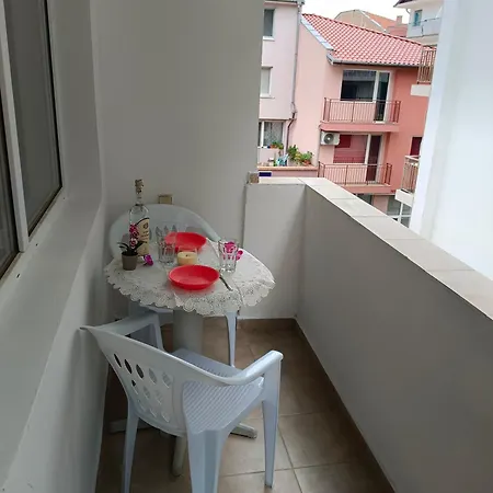 за гости ники 4* Nesebar