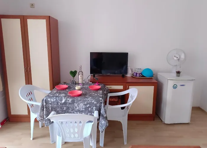 за гости ники 4* Nesebar