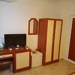 за гости ники ゲストハウス ネセバル