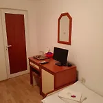 ゲストハウス за гости ники 4*