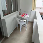 за гости ники ネセバル