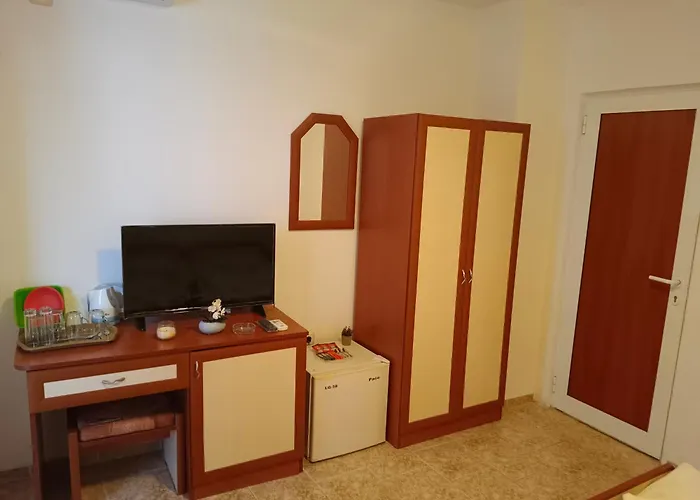 за гости ники Gæstehus Nessebar