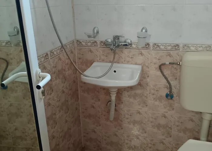 за гости ники Gæstehus Nessebar