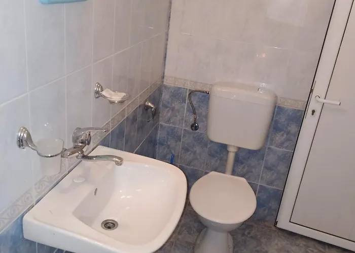 за гости ники Gæstehus