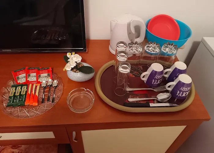 за гости ники