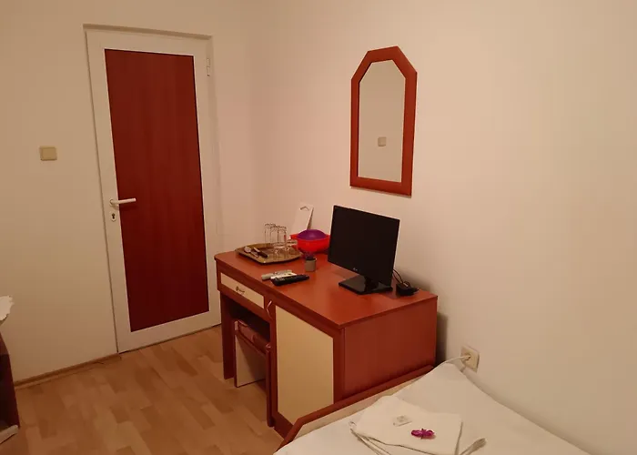 Gæstehus за гости ники 4*