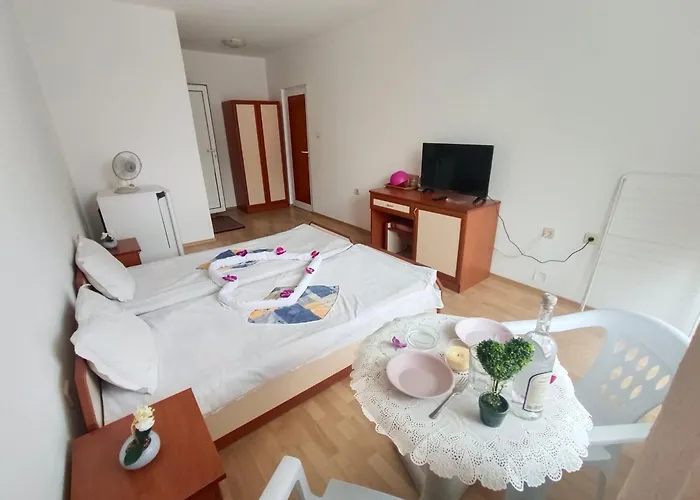 за гости ники 4* Nessebar